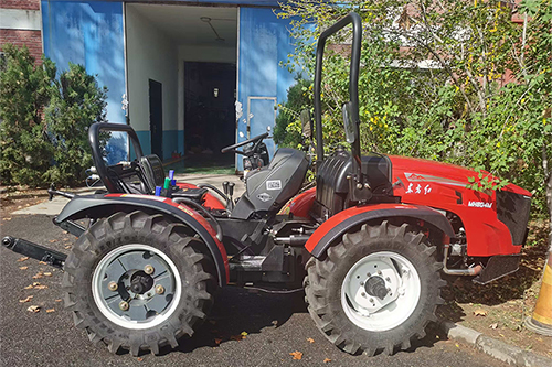 Roda depan dan belakang berukuran sama